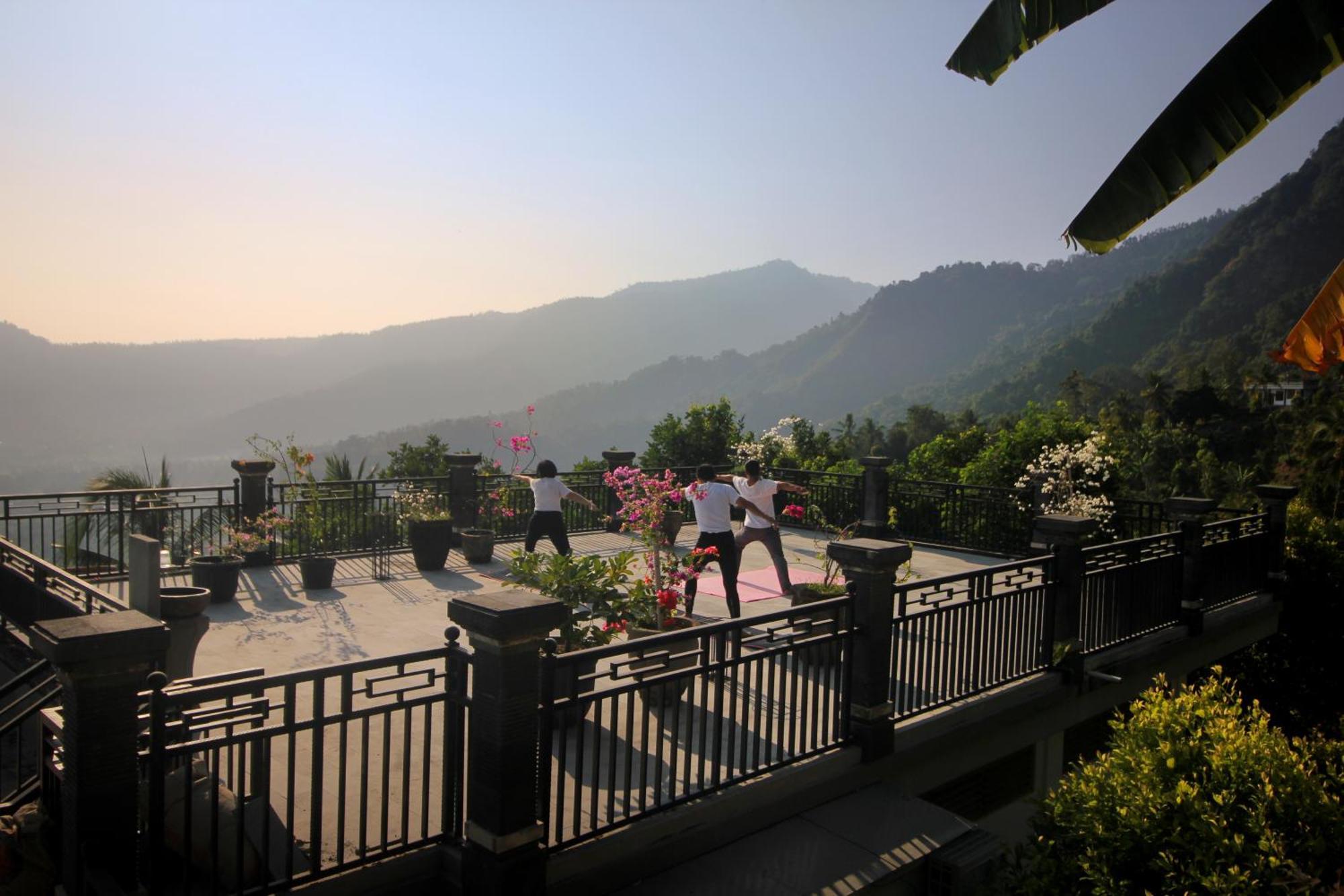 Rostika Hotel Sekumpul Buleleng  Ngoại thất bức ảnh
