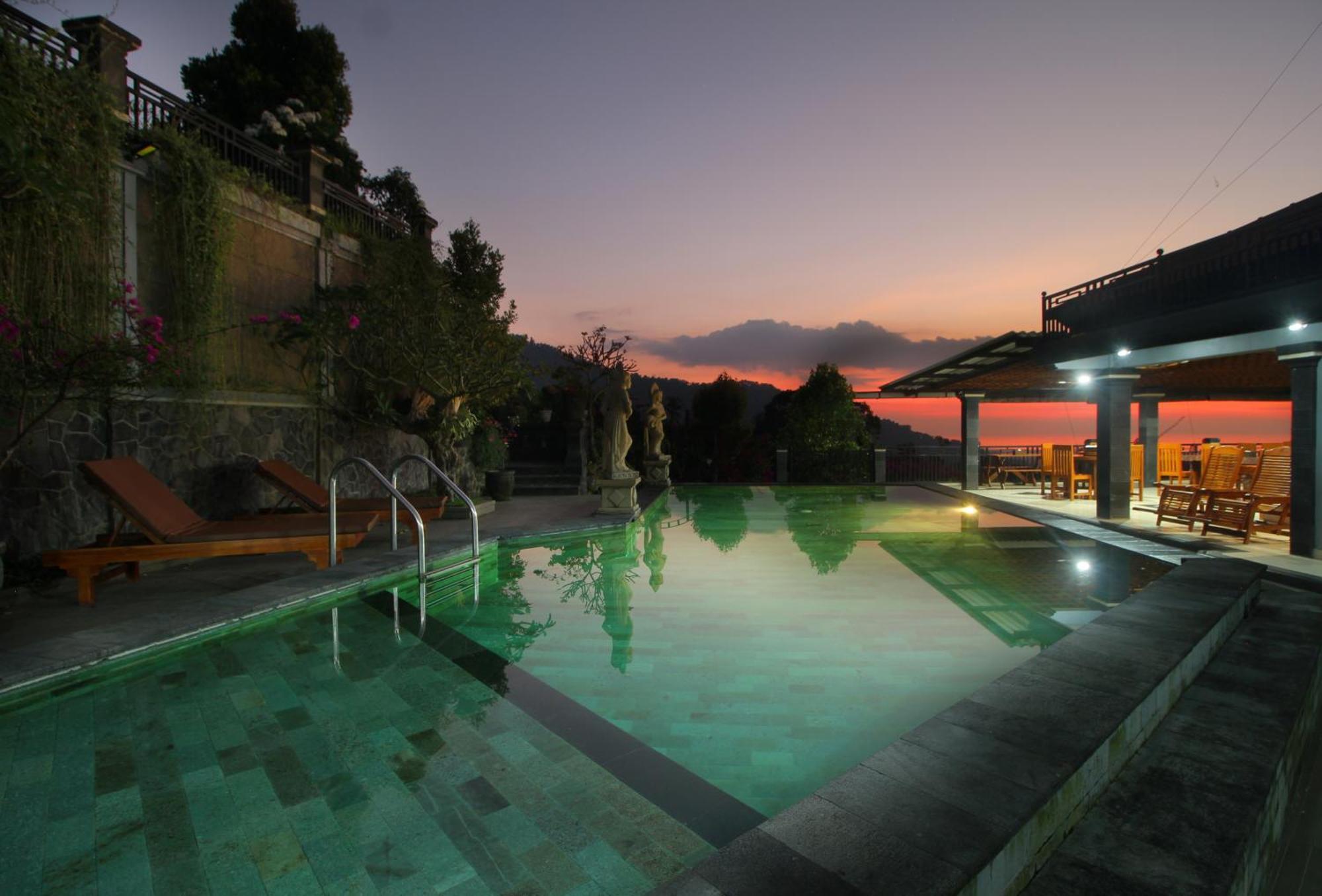 Rostika Hotel Sekumpul Buleleng  Ngoại thất bức ảnh