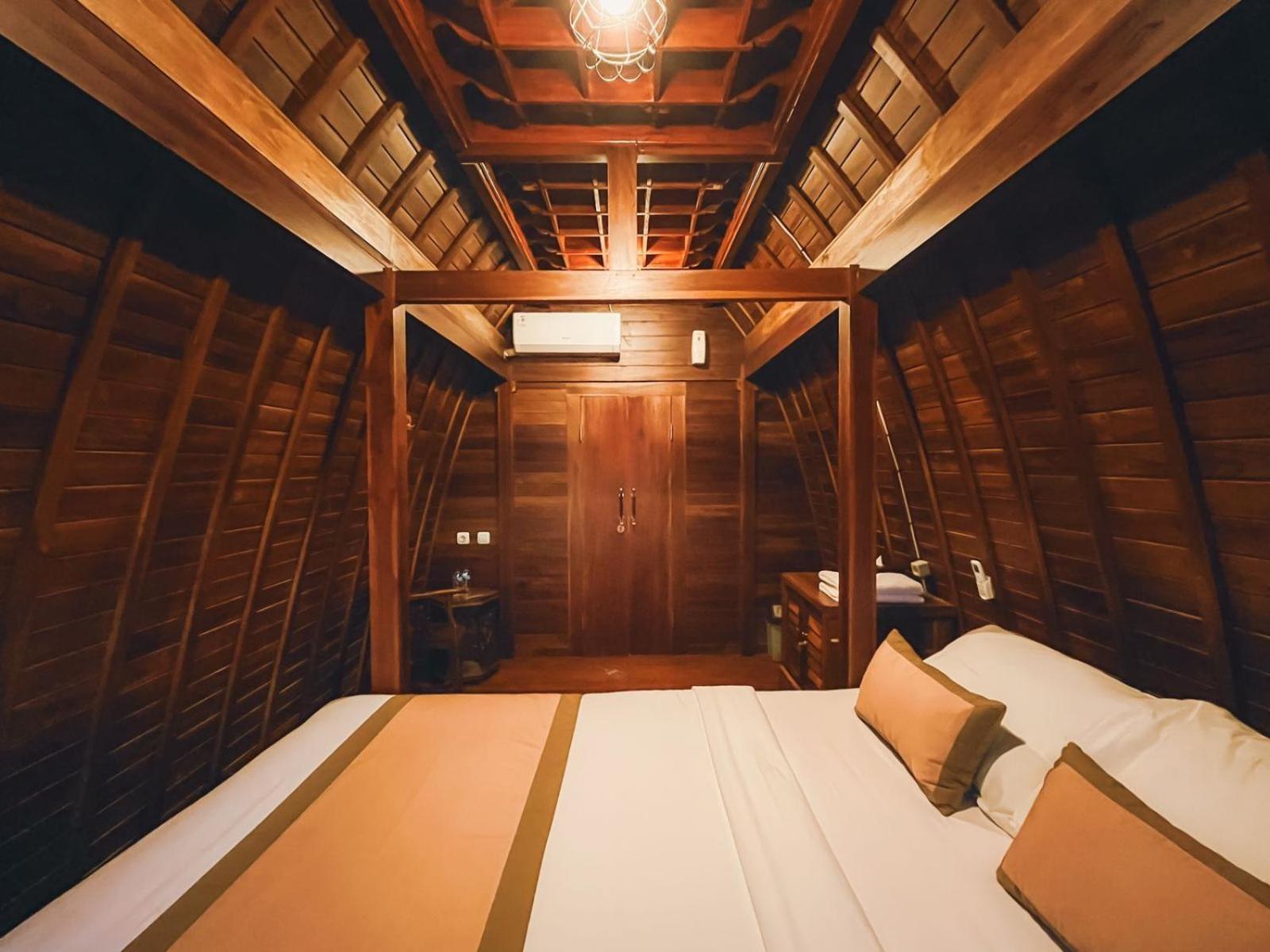 Rostika Hotel Sekumpul Buleleng  Ngoại thất bức ảnh