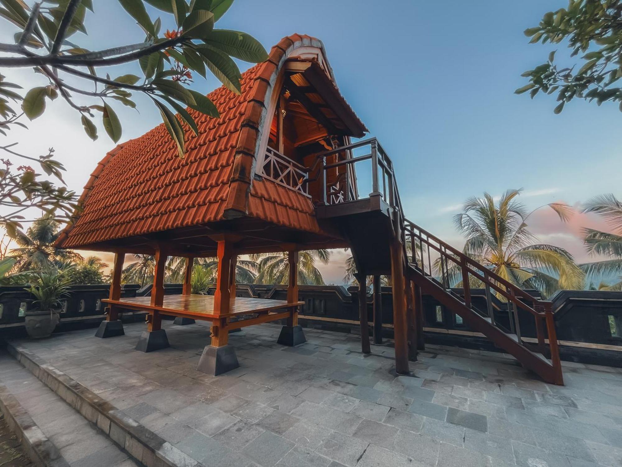 Rostika Hotel Sekumpul Buleleng  Ngoại thất bức ảnh
